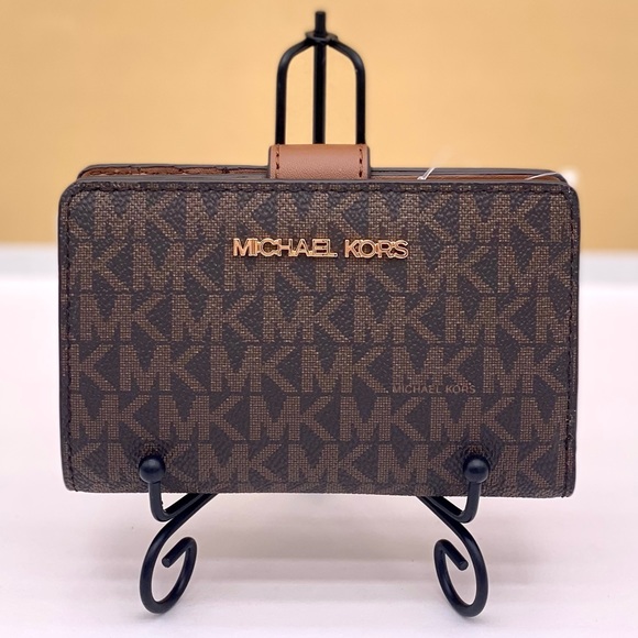 Michael Kors Jet Set Travel Medium Bifold Wallet Brown - Picture 3 of 13